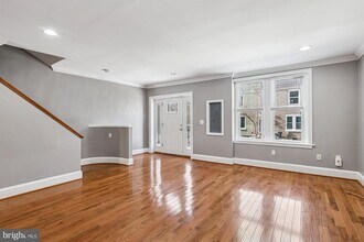 1226 Carrollsburg Pl SW in Washington, DC - Building Photo - Building Photo