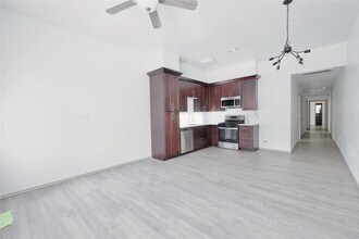 113 Bolden St in Houston, TX - Building Photo - Building Photo