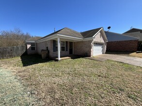 1352 Chatman Cove in Cordova, TN - Building Photo - Building Photo