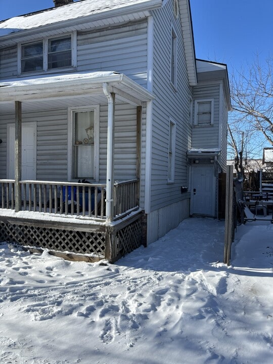 107 Brock St N in Sarnia, ON - Building Photo