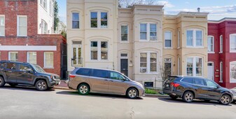 1219 34th St NW, Unit Georgetown House in Washington, DC - Building Photo