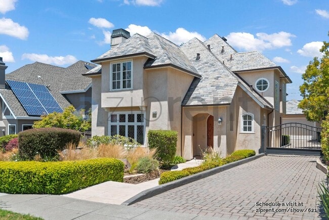 1320 Drake Ave in Burlingame, CA - Building Photo - Building Photo