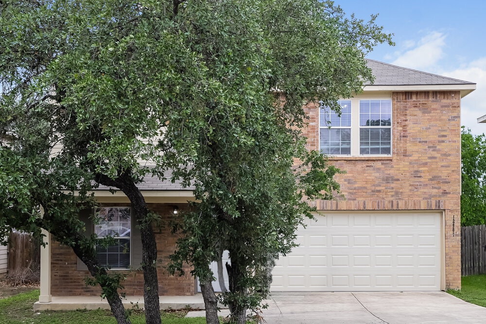 12807 Capri in San Antonio, TX - Building Photo