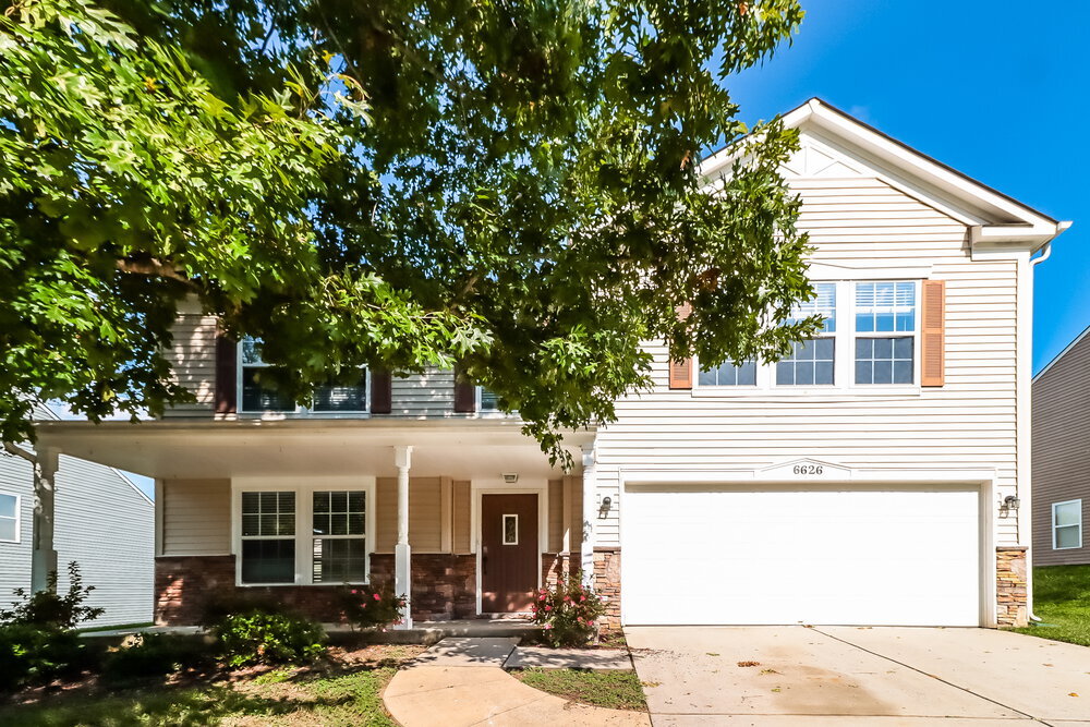 6626 Fawn View Dr in Charlotte, NC - Building Photo