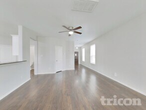 1411 Seagler Pond Ln in Houston, TX - Building Photo - Building Photo