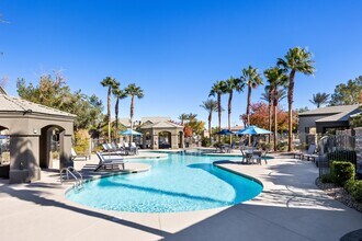 The Equestrian by Picerne in Henderson, NV - Foto de edificio - Building Photo