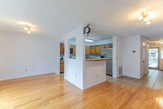 405 Aberdeen Ln in Toms River, NJ - Building Photo - Building Photo