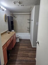 7201 Pineberry Rd in Dallas, TX - Building Photo - Building Photo