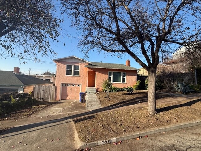 property at 5519 Plumas Ave