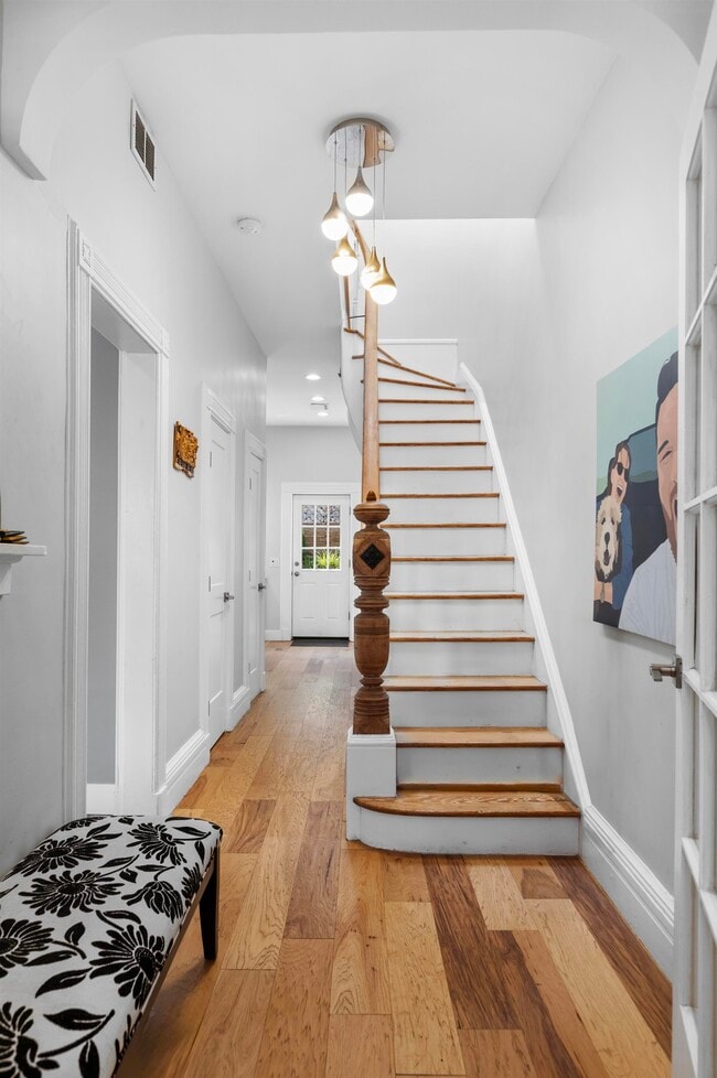 237 Cambridge Ave in Jersey City, NJ - Building Photo - Building Photo