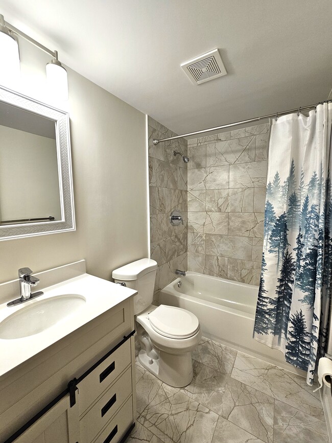 15 Spencer Rd, Unit 12E