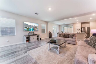 4436 Panoramic View Ave in North Las Vegas, NV - Building Photo - Building Photo