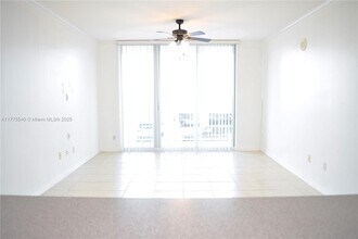 2665 SW 37th Ave in Miami, FL - Building Photo - Building Photo