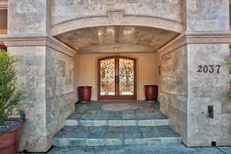 2037 S Coast Hwy in Laguna Beach, CA - Building Photo - Building Photo