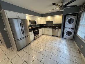 2008 Fontaine Rd in Lexington, KY - Building Photo - Building Photo