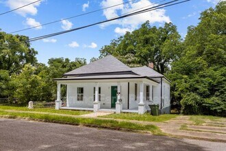 552 S Bainbridge St in Montgomery, AL - Building Photo - Building Photo