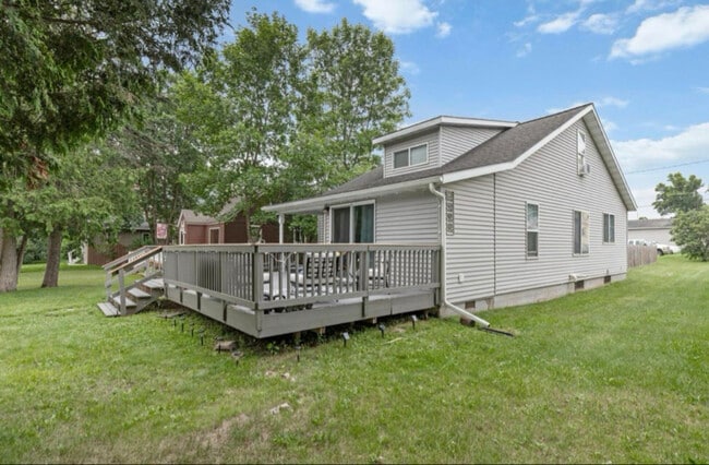 306 Ekman Ave in Marble, MN - Building Photo - Building Photo