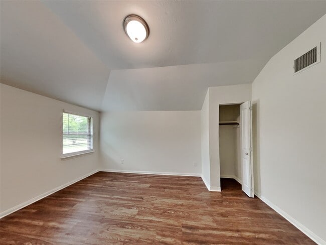 30710 Country Meadows Dr in Tomball, TX - Building Photo - Building Photo