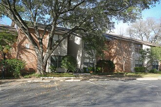 Dry Creek West Condominiums in Austin, TX - Building Photo - Building Photo