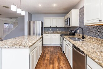 22046 Pelican Edge in San Antonio, TX - Foto de edificio - Building Photo