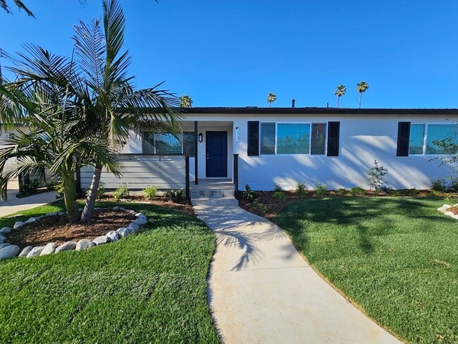 property at 1451 W Almond Ave