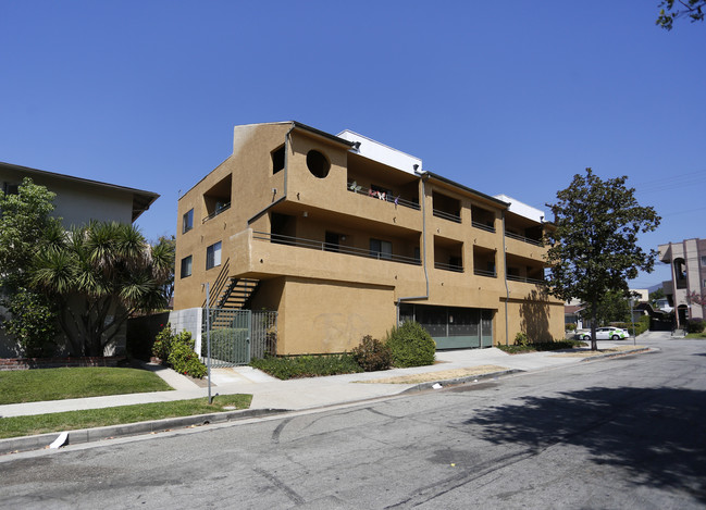 530 E Lomita Ave in Glendale, CA - Building Photo - Building Photo