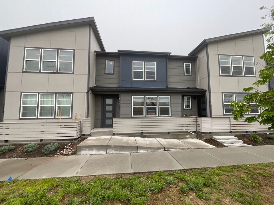 1721 Rose Quartz Heights in Colorado Springs, CO - Building Photo