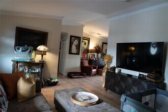 17992 SW 152nd Ct in Miami, FL - Building Photo - Building Photo