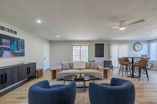 North River Place Apartments in Chillicothe, OH - Building Photo