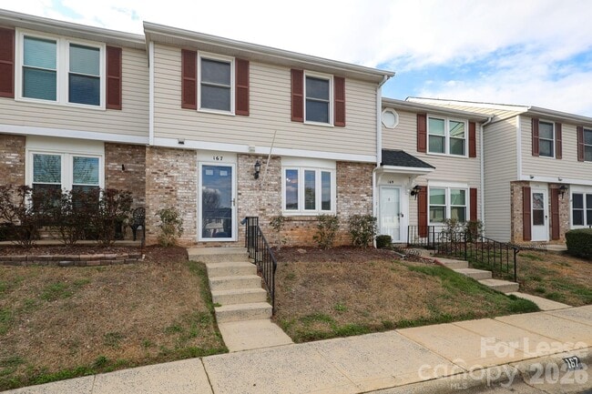 167 Water Oak Dr in Pineville, NC - Building Photo - Building Photo