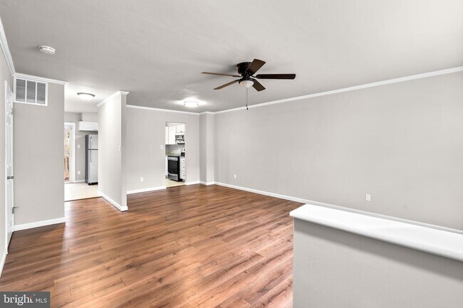 314 Woodleaf Ct in Glen Burnie, MD - Building Photo - Building Photo