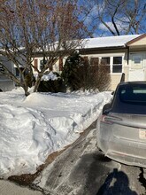 34 Ottawa St, Unit 34 Ottawa in Lowell, MA - Foto de edificio - Building Photo