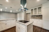 19002 Walden Forest Dr in Humble, TX - Building Photo - Building Photo