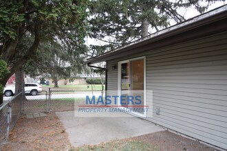 3040 E Lincolnshire Blvd in Toledo, OH - Building Photo - Building Photo