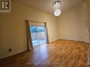 74 Timberbank Blvd in Toronto, ON - Building Photo - Building Photo