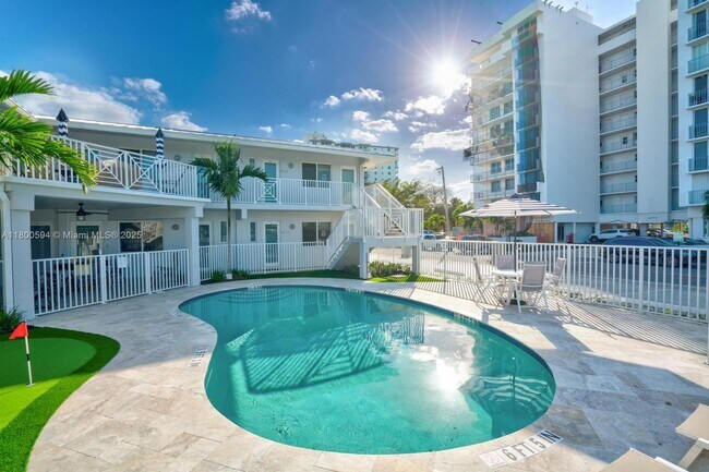 1650 N Riverside Dr in Pompano Beach, FL - Building Photo - Building Photo