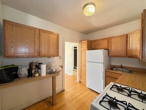 4301 N Francisco Ave, Unit 2 in Chicago, IL - Foto de edificio - Building Photo