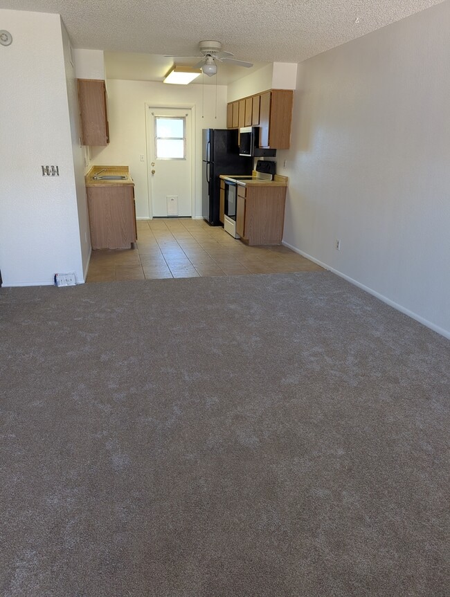 13223 N 20th St, Unit #4