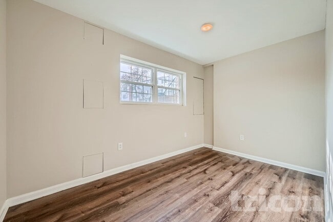 2836 Aspen Hill Rd in Baltimore, MD - Foto de edificio - Building Photo