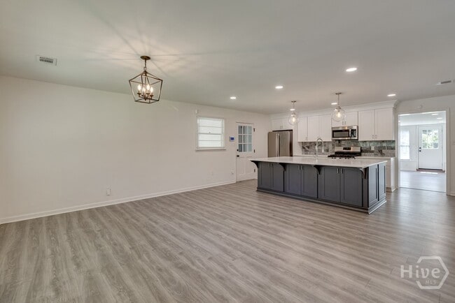 625 Stuart St in Savannah, GA - Building Photo - Building Photo