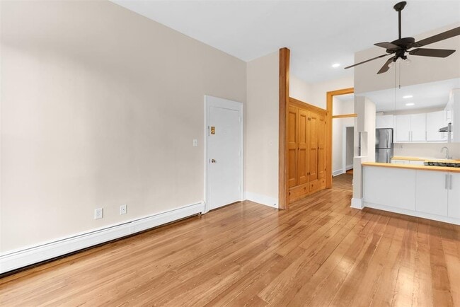 299 8th St in Jersey City, NJ - Building Photo - Building Photo