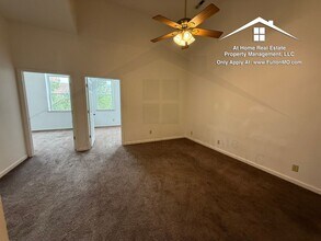 13 W 5th St in Fulton, MO - Building Photo - Building Photo