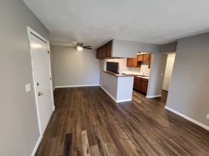 1325 N Meridian Ave in Wichita, KS - Building Photo - Building Photo