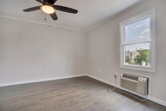 318 Park Ave in Hoboken, NJ - Building Photo - Building Photo
