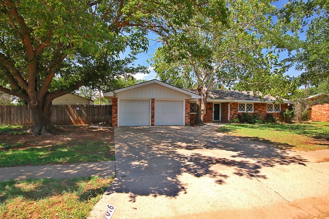 4016 39th St in Lubbock, TX - Building Photo - Building Photo