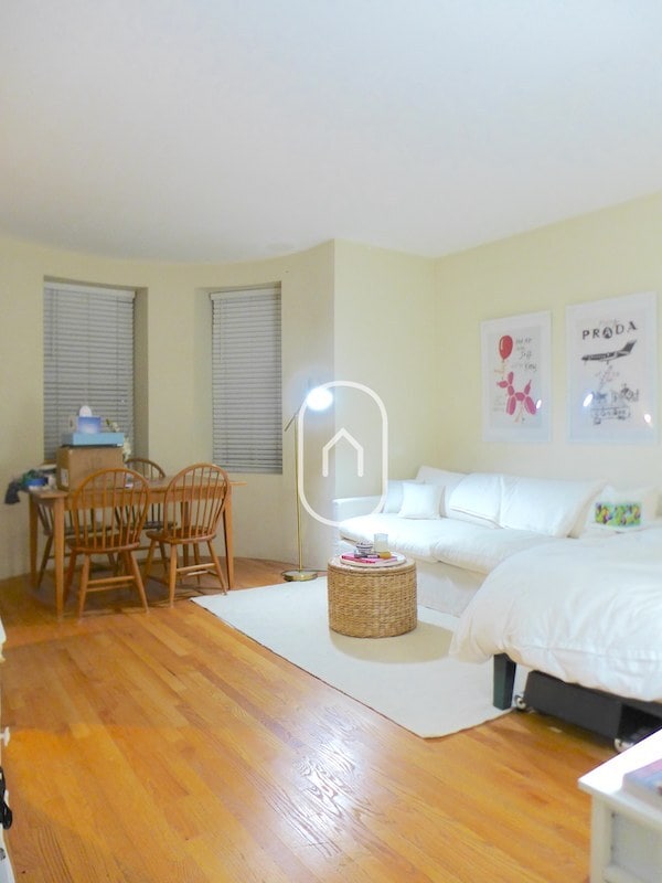 67 Saint Botolph St, Unit 4