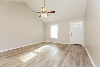 1506 River Rock Blvd in Murfreesboro, TN - Building Photo - Building Photo