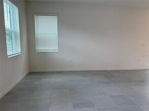 736 Overpool Ave in Davenport, FL - Building Photo - Building Photo