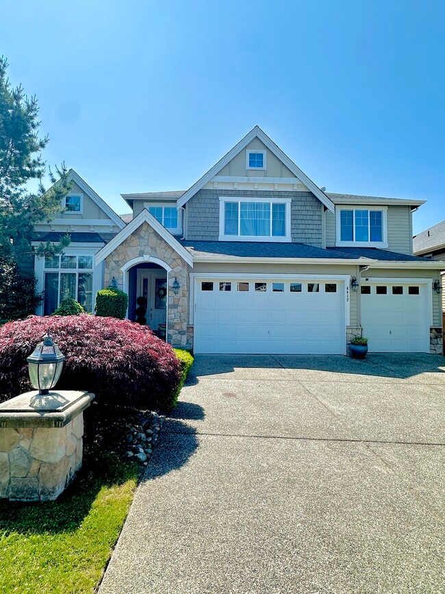 4412 219th Pl SE in Bothell, WA - Foto de edificio - Building Photo
