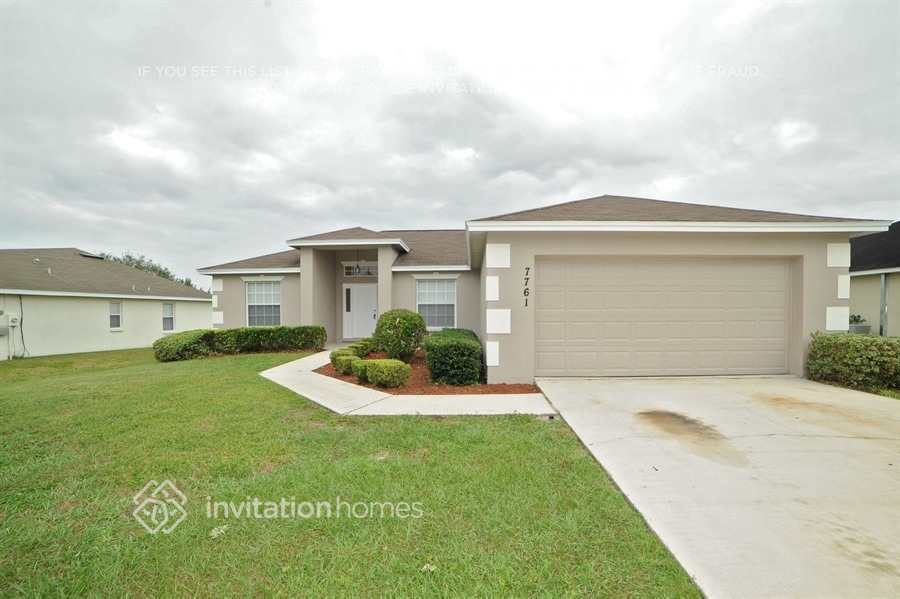7761 Canterbury Cir in Lakeland, FL - Building Photo